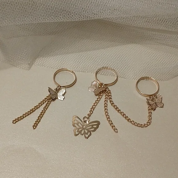 Gold Butterfly Ring Set! - Picture 4 of 4